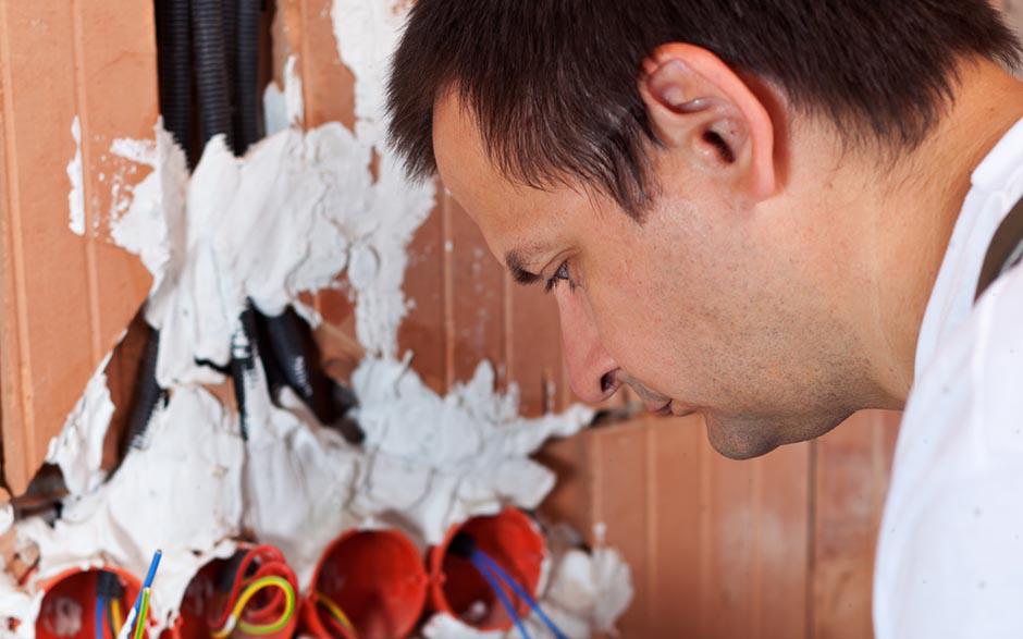 recherche travail électricien bâtiment Saint-Thibault-des-Vignes